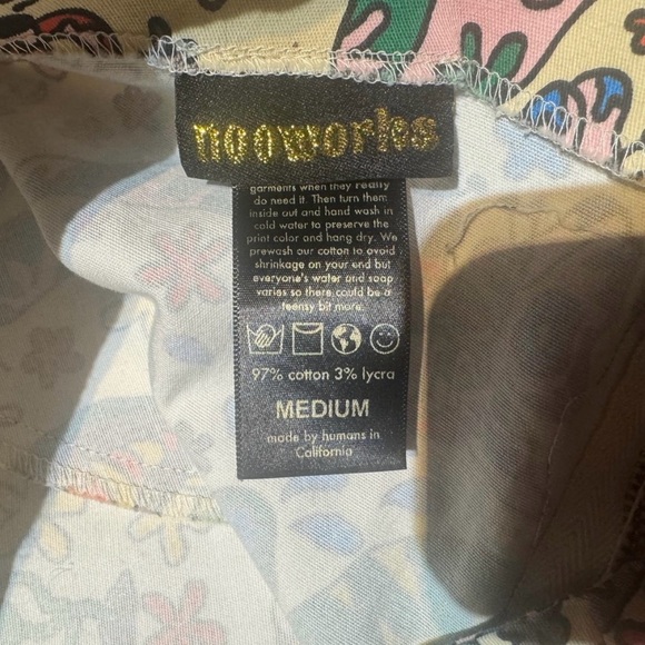 Nooworks mini skirt! - Picture 3 of 3